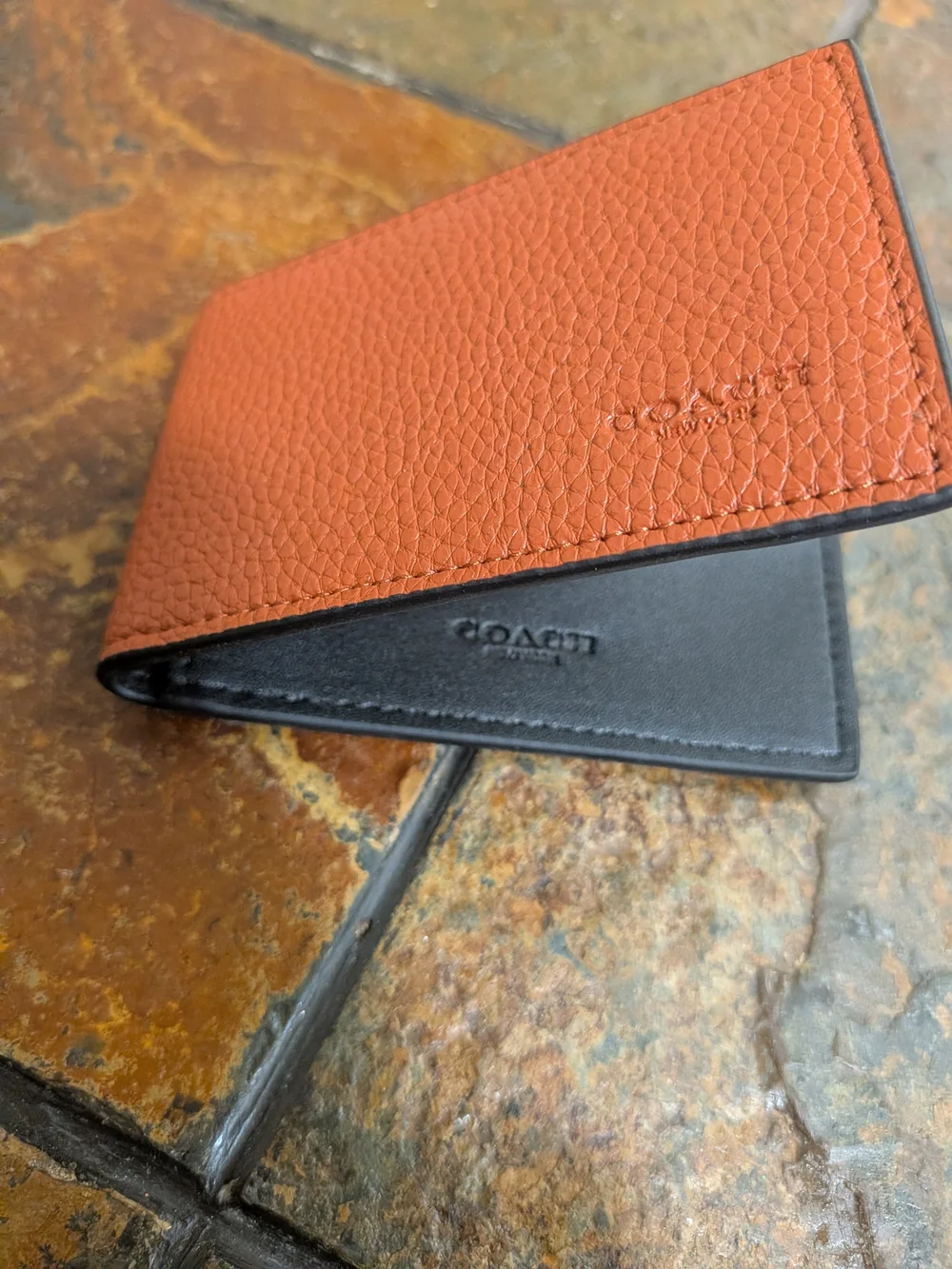 Coach Men's Leather ID 🆔 And Card Wallet in Rustic Brown